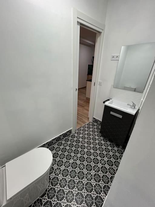 Apartamento Recien Reformado Con 5 Habitaciones Y 3 Banos Madrid Exterior foto