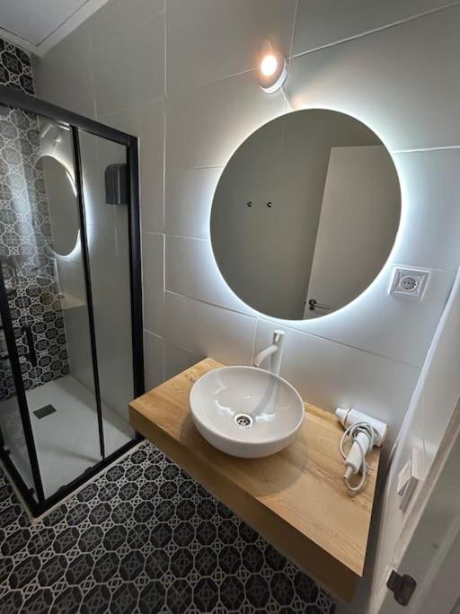 Apartamento Recien Reformado Con 5 Habitaciones Y 3 Banos Madrid Exterior foto